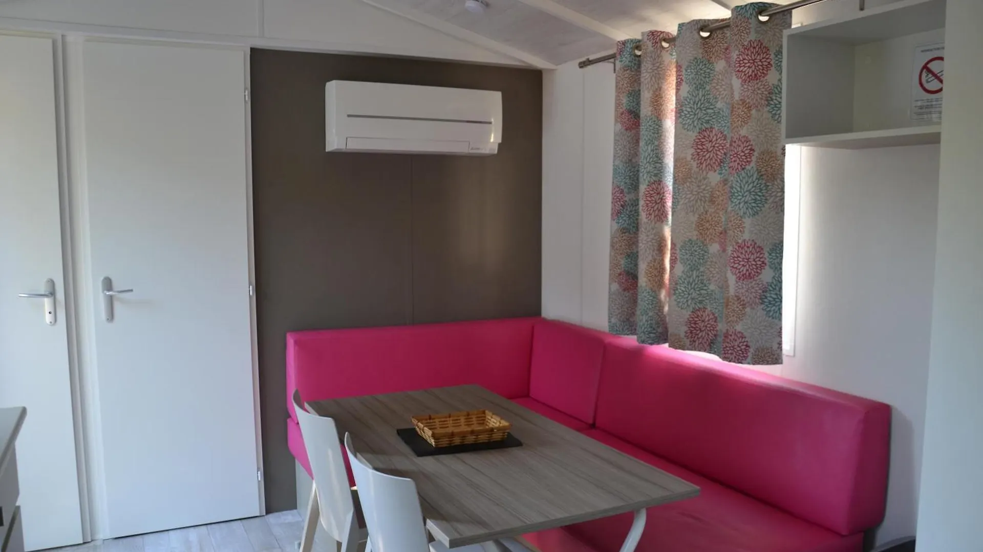 Camping Maeva Escapades Parc Valrose La Londe-les-Maures Campsite