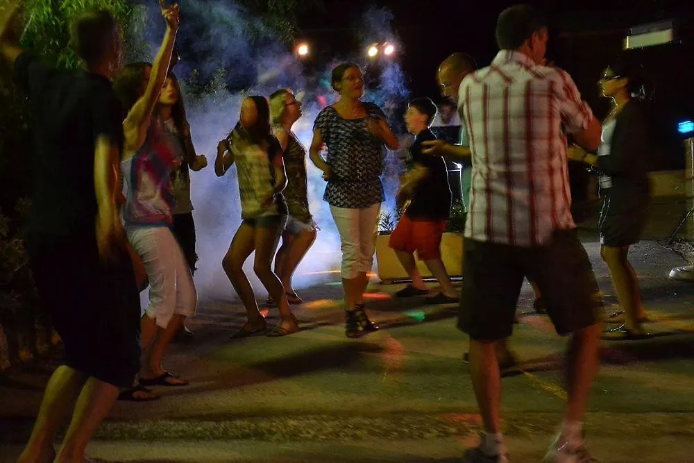 Campsite Camping Maeva Escapades Parc Valrose La Londe-les-Maures